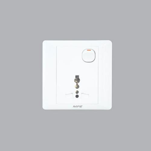Ổ cắm đa năng + 1 công tắc MPE B20 Series B2UESM