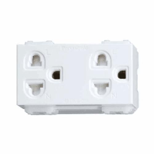 Ổ cắm đôi 3 chấu Panasonic Wide Series WEV1582SW 