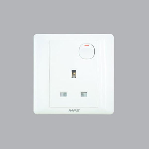 Mặt ổ cắm 2 chấu vuông, 1 công tắc MPE B20 Series B215S